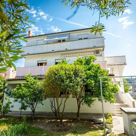 Apartmani Centar Palit Екстериор снимка