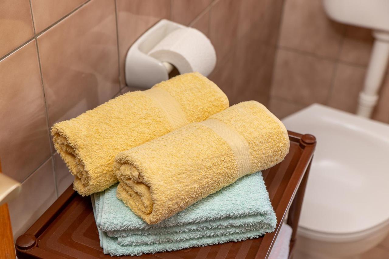 Apartmani Centar Palit Екстериор снимка