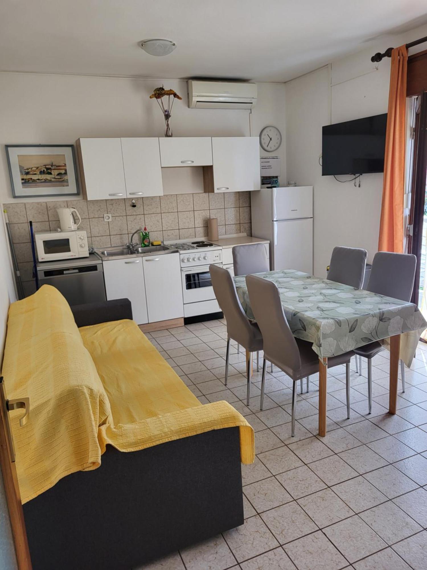 Apartmani Centar Palit Екстериор снимка